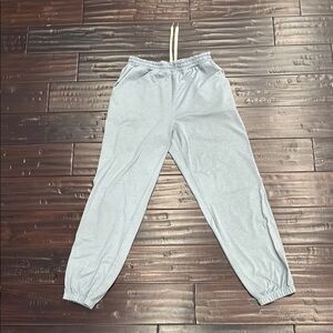 Vuori Women's Light Gray Joggers